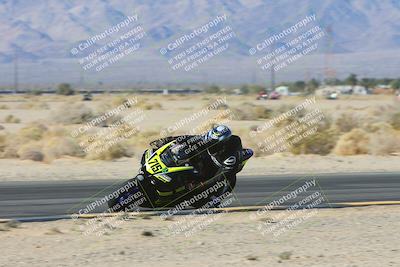 media/Jan-10-2025-CVMA Friday Practice (Fri) [[489e0da257]]/Group 4 and Trackday/Session 2 (Turn 4 Inside)/